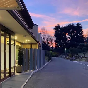 Hotel Iris