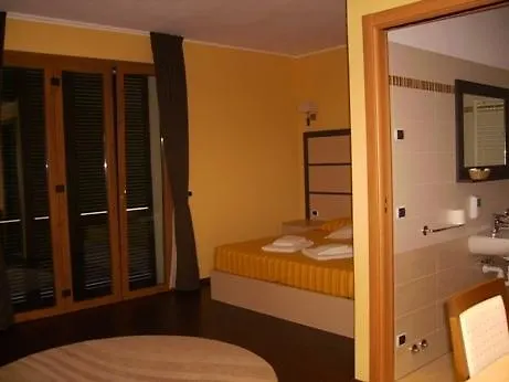Hotel La Solitaria Carlazzo